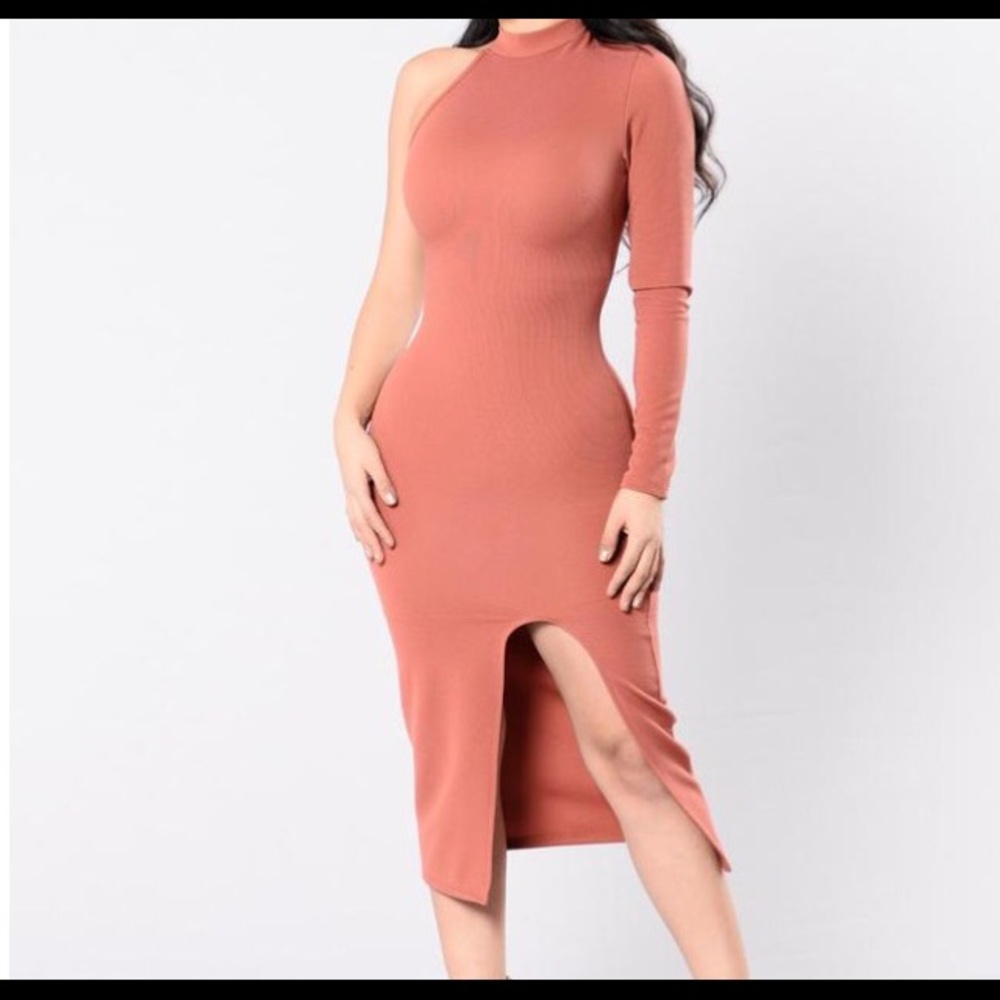 Size Small One Sleeved Dress