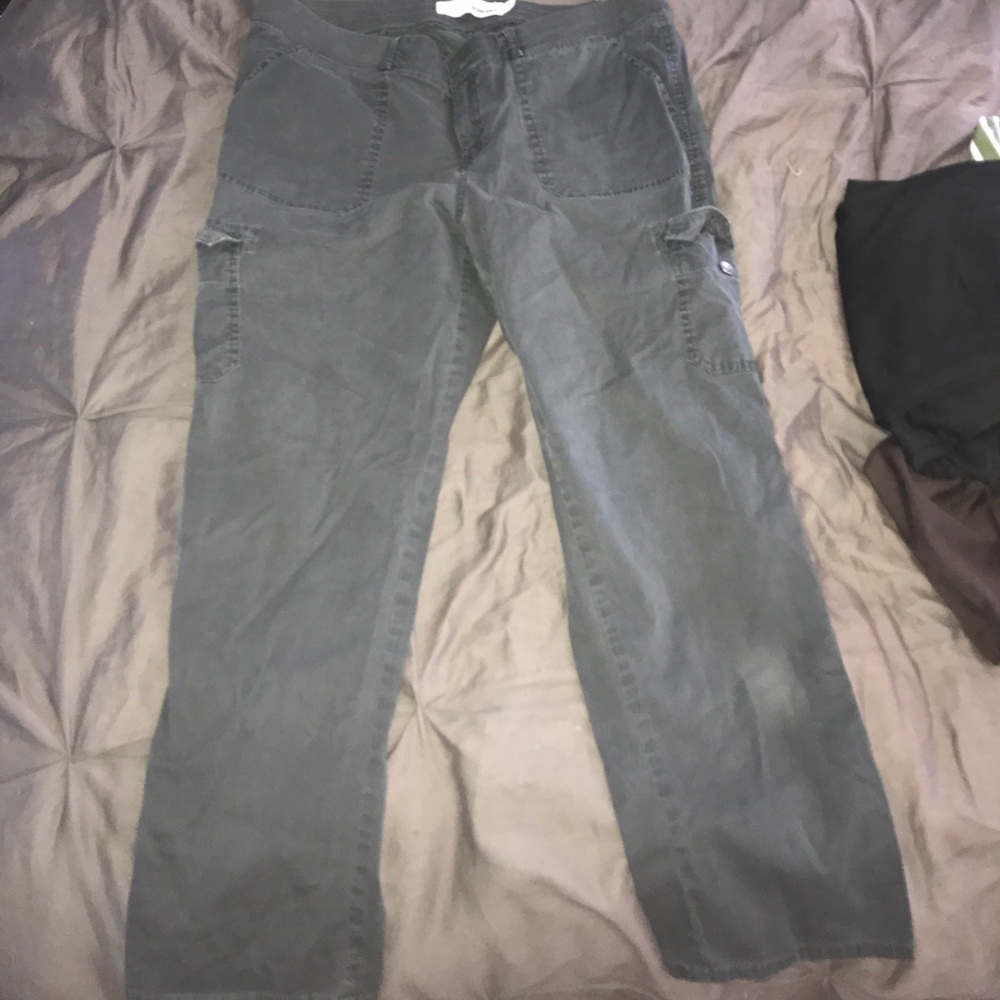 green-grey capri pants