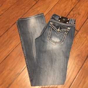 Miss me size 31 inseam is 35.