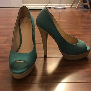 Teal heels