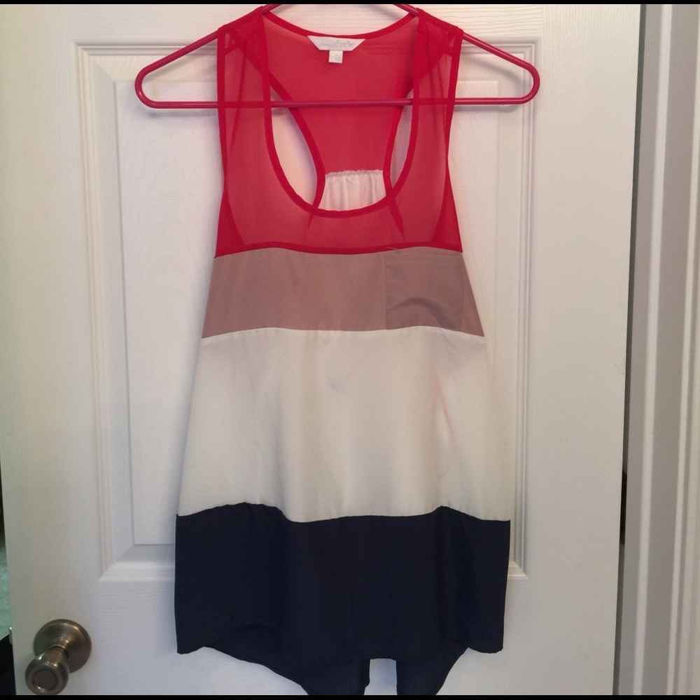 sleeveless blouse