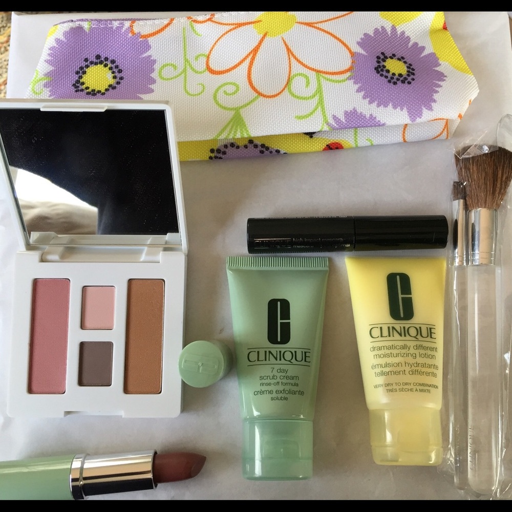 Clinique Gift Set Never Used!