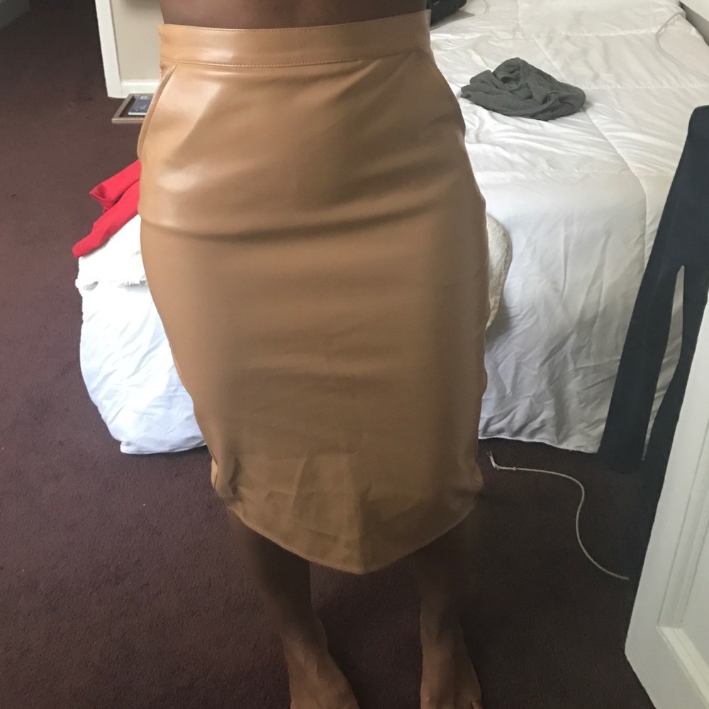 Missguided faux leather skirt