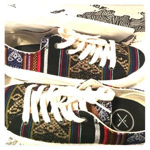 Brand New Inkkas Sneakers