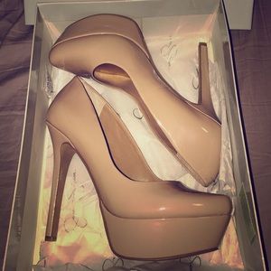 Nude Jessica Simpson Heels