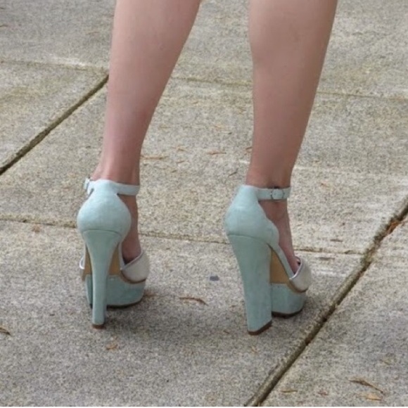 shoedazzle Shoes - Platform heels shoedazzle Shoes - Platform heels