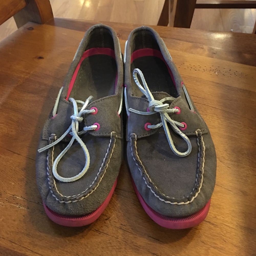 Women's Sperry's. Used. Good condition.