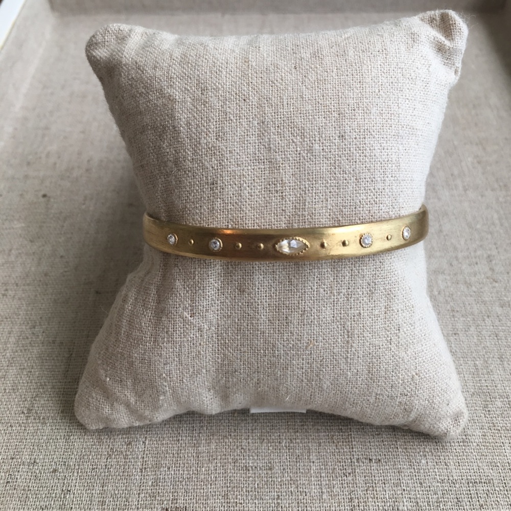 Stella & Dot Artisan Marquis Cuff