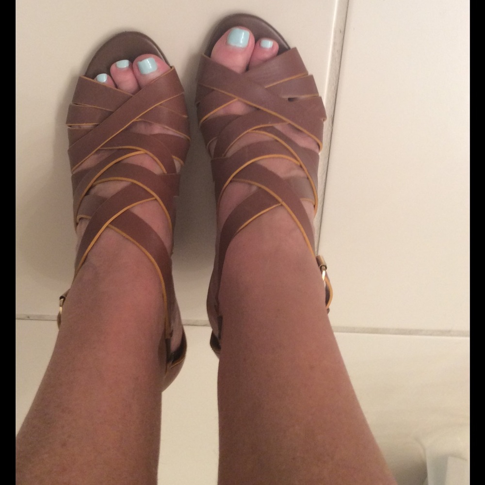 Loft sandal with heel