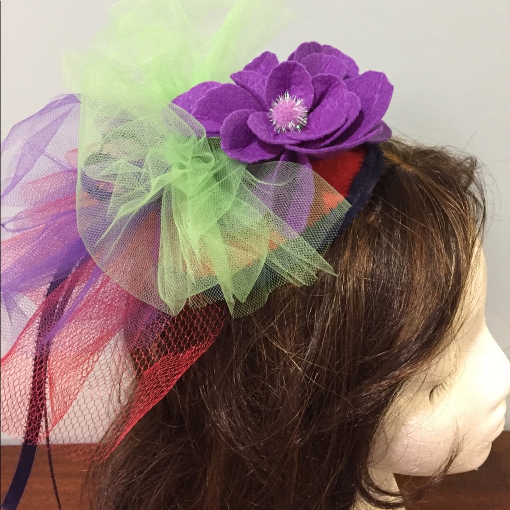 Red Hat Fascinator: Perfect 4 luncheons & meetings