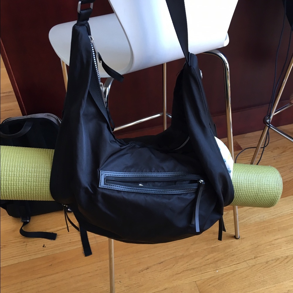 Lululemon athletica gym bag tote