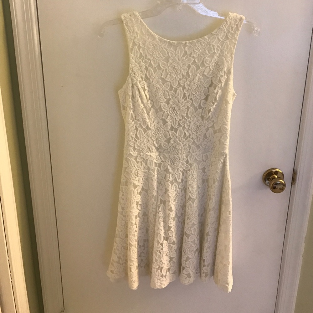 Sleeves white lace dress