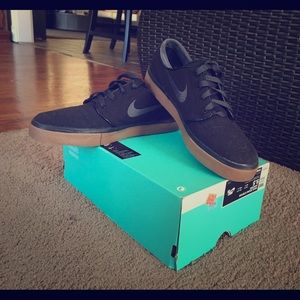 Nike zoom Stefan Jamie ski black and gum