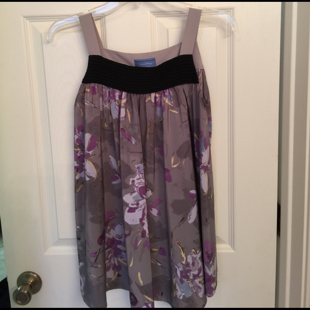 SimplyVera by Vera wang sleeveless blouse