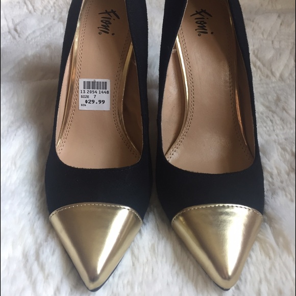 Fioni Pointed-Toe Heels NWOT - Picture 2 of 2