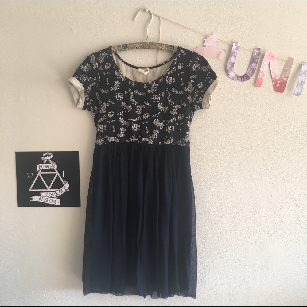 Navy / dark blue floral dress