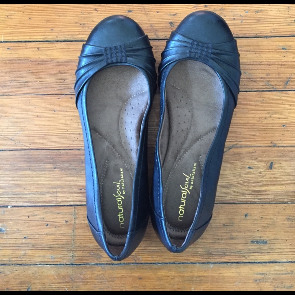 Black flats