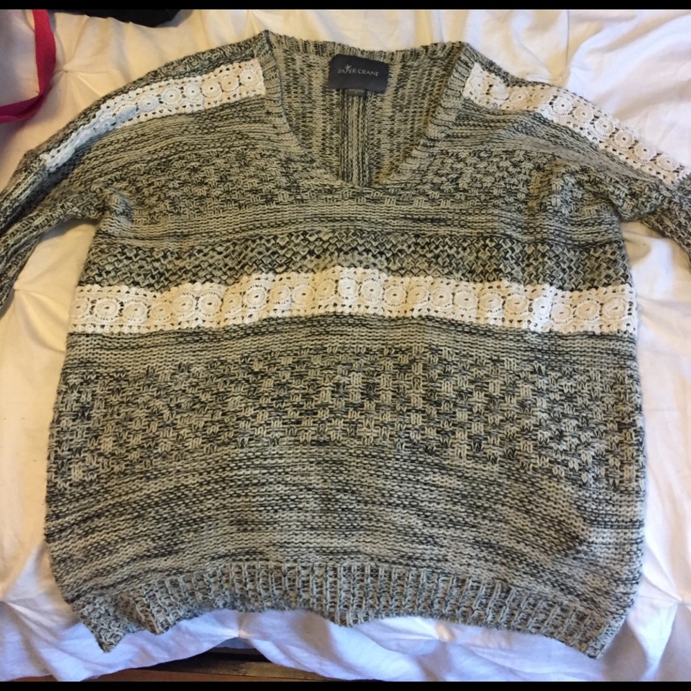 Knitted sweater with lace trim