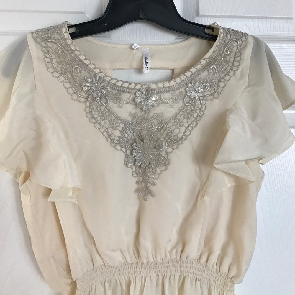 Maurices white top