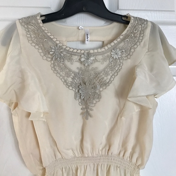 Maurices white top - Picture 1 of 4