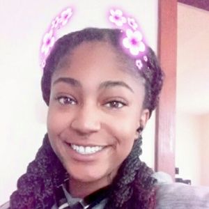 Meet your Posher, Ayrell