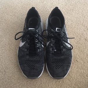 Nike flyknit zooms