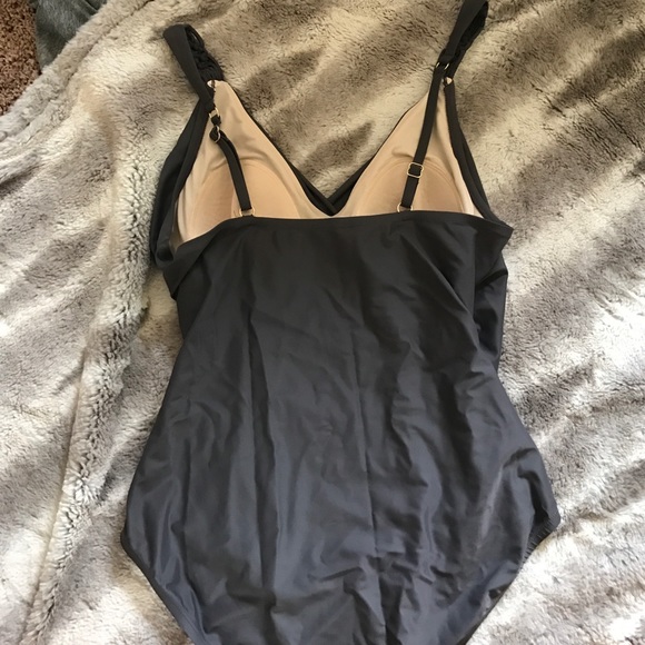 SOLD - Picture 4 of 4