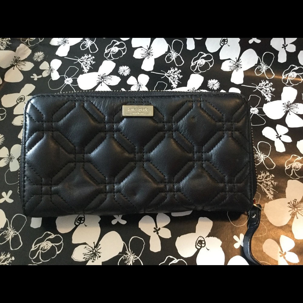 Kate Spade quilted wallet