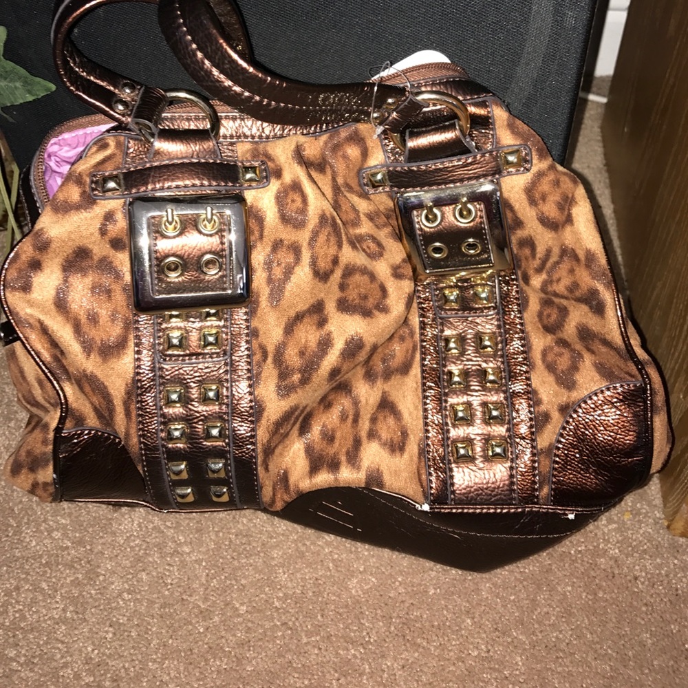 BRAND NEW: Kathy VanZeeland leopard print purse!