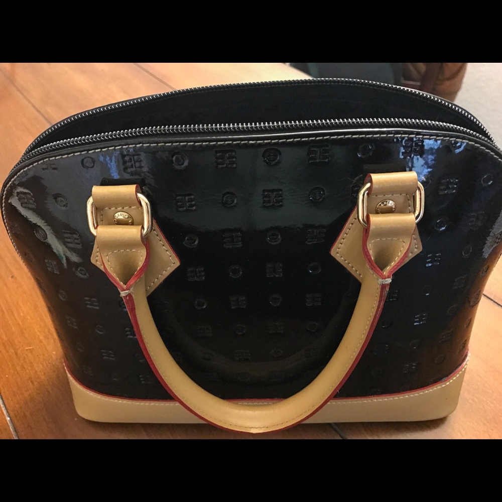 ARCADE ITALIAN UNIQUE PURSE