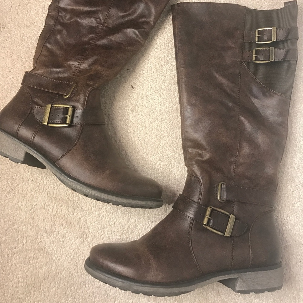 Worn maybe once!! Brown riding style boots