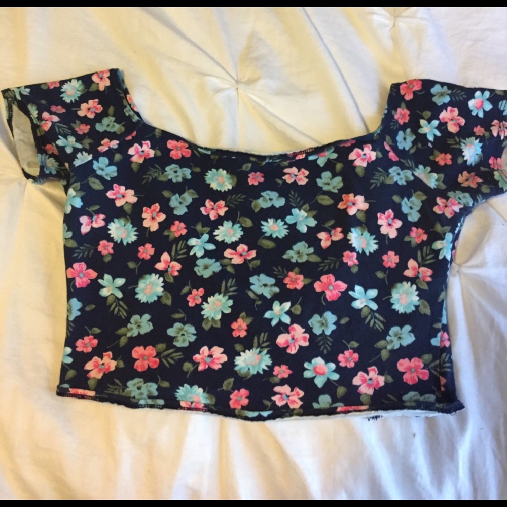 Floral crop top