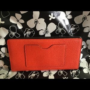 Henri Bendel wallet