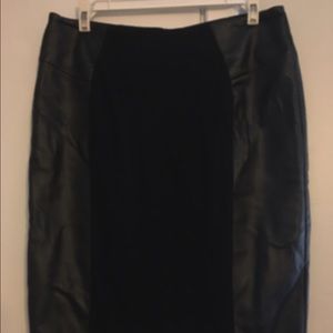 **DELETING SOON** Michael Kors skirt