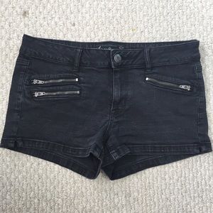 Black American Eagle jean shorts