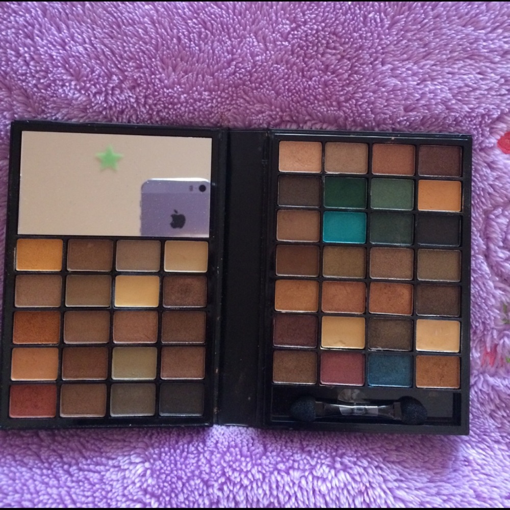 Elf Little black book