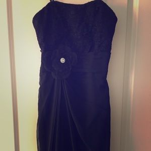 Elegant lace black dress