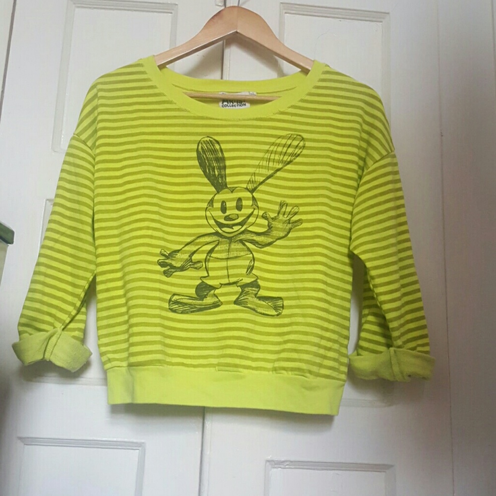 Sweatshirt - Picture 2 of 4