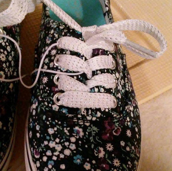 CAT & JACK - Picture 2 of 8