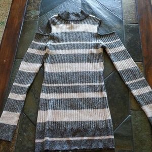 Ladies NWOT open shoulder top