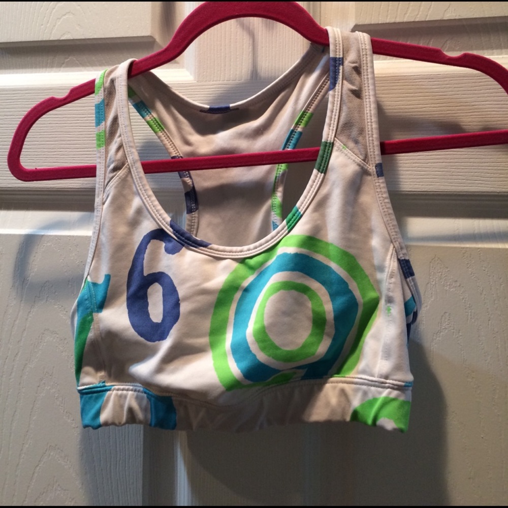 Medium old navy sports bra