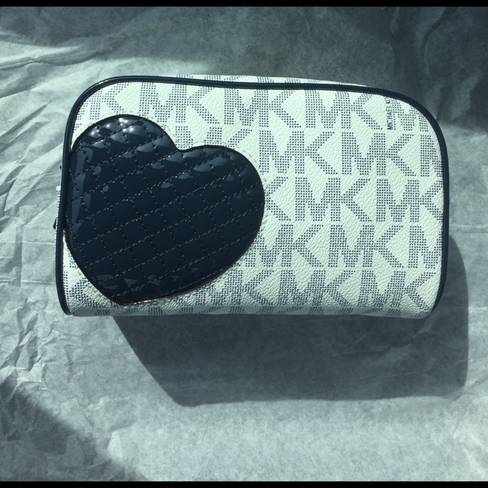 Michael Kors cosmetic case💥Final Price💥