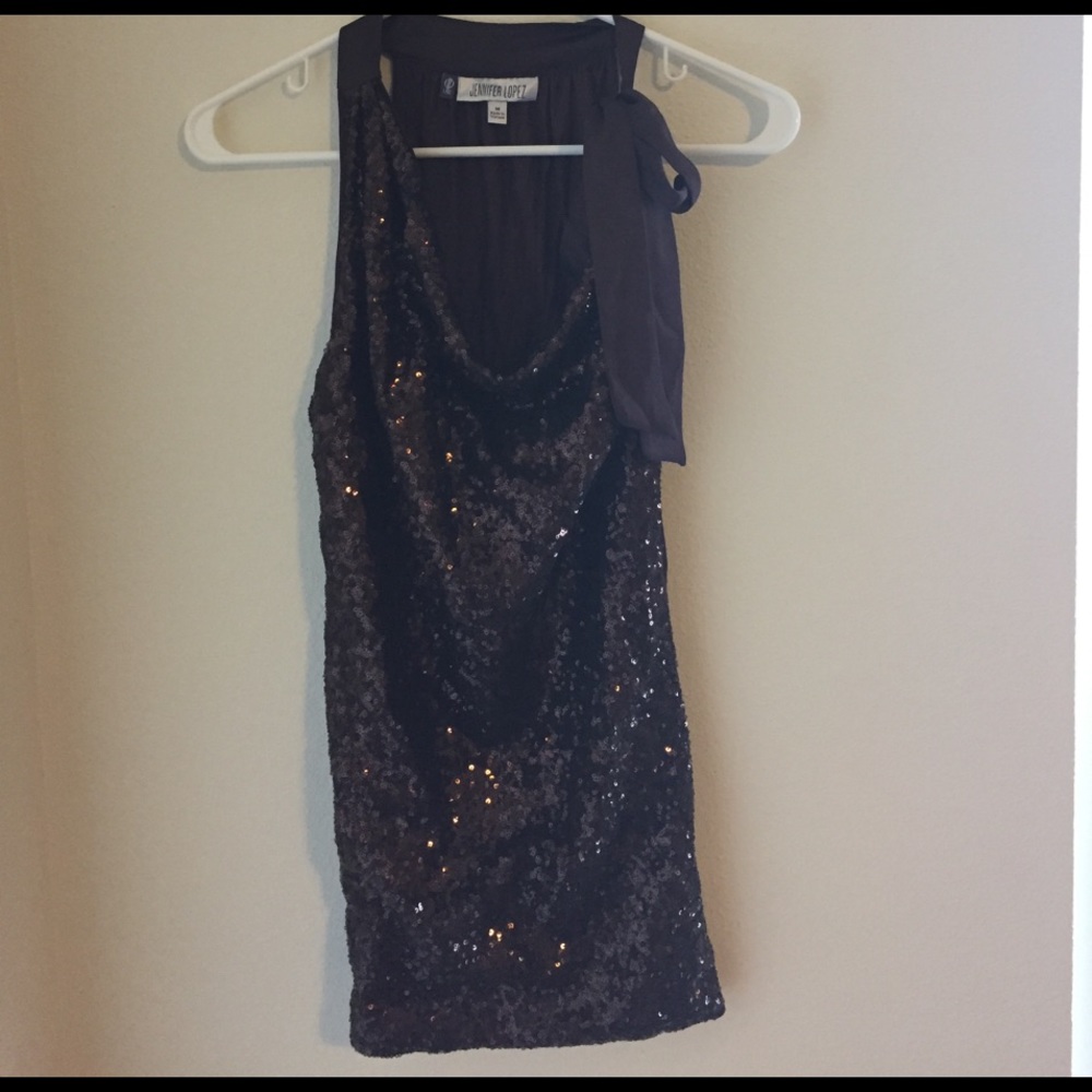 JLO brown sequence top