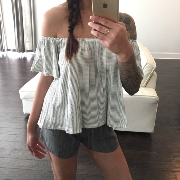 Mini Stripe Off Shoulder Top - Picture 2 of 4