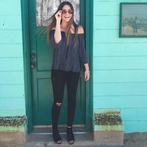 Meet your Posher, Kayla