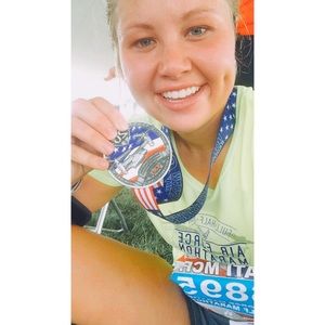 Meet your Posher, Kati