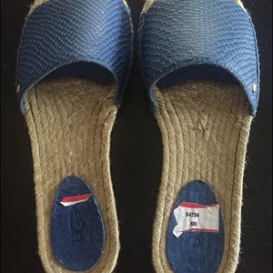 Ugg Brand Cherry Exotic Slides