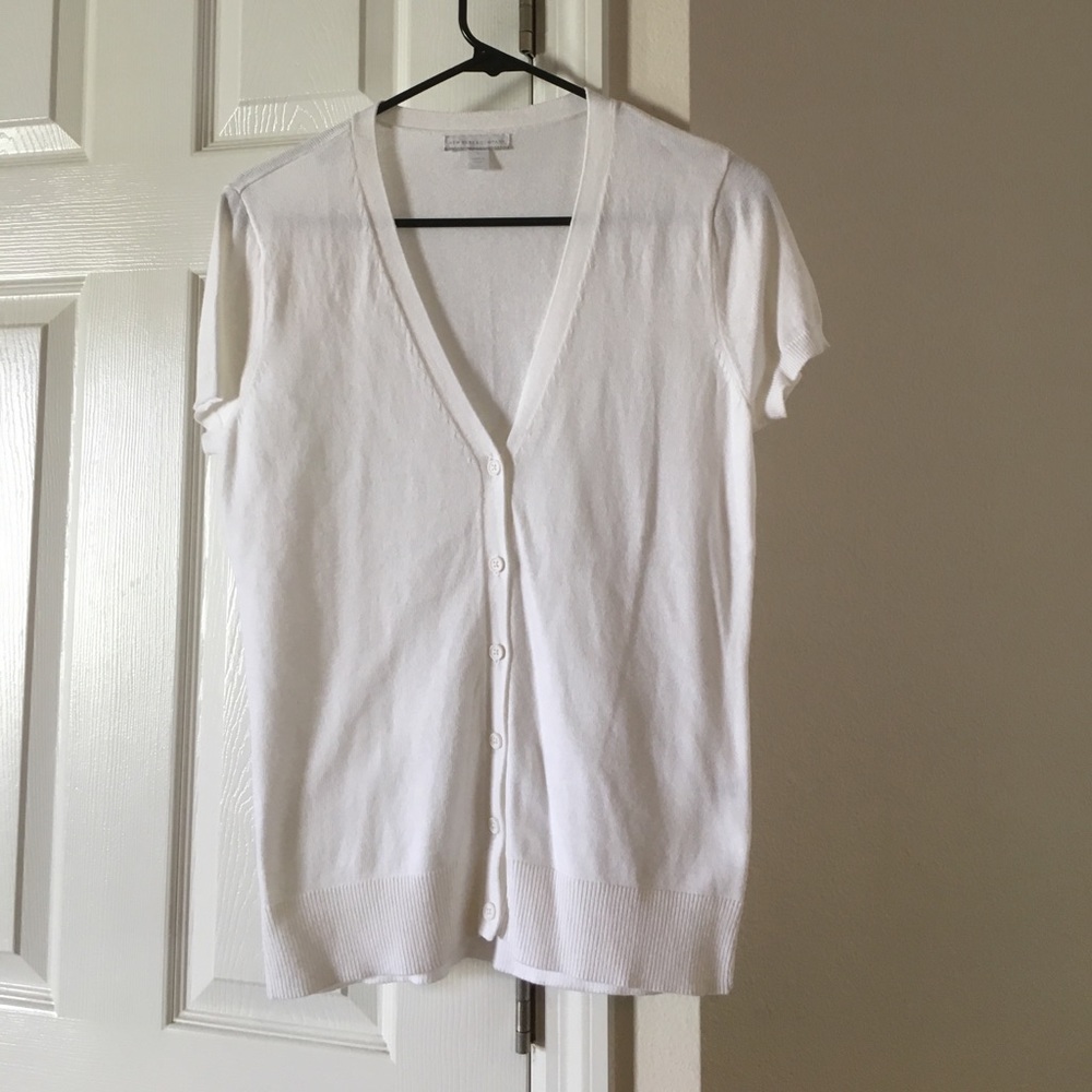 Short sleeve v- neck Cardigan