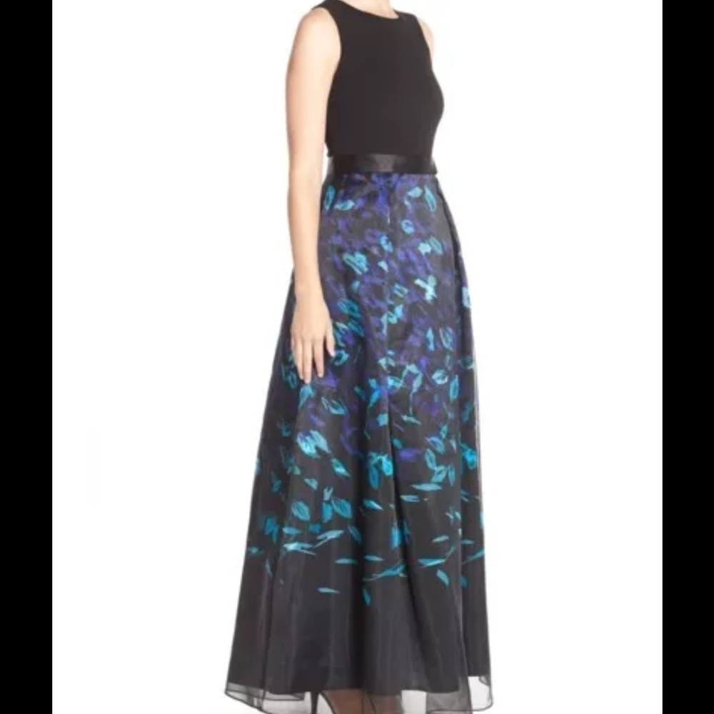 *SOLD* Aidan Mattox Print Satin & Ballgown6 Dress - Picture 3 of 4