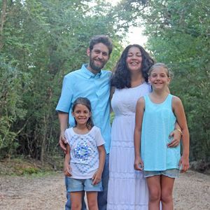 Meet your Posher, Macey